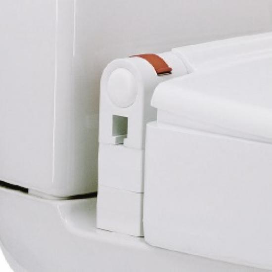 Product layout of Invacare Aquatec 90000 showing seat, lid, and detachable armrest for easy cleaning.