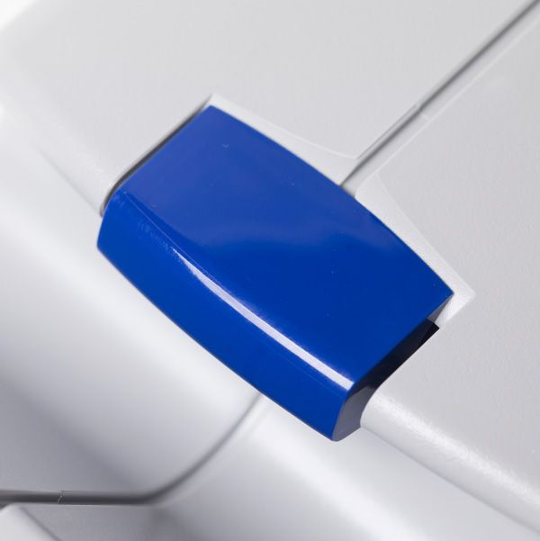 MSP-A-AH-00110 Rechargeable Medical Battery 24V 5.5Ah – angled view
