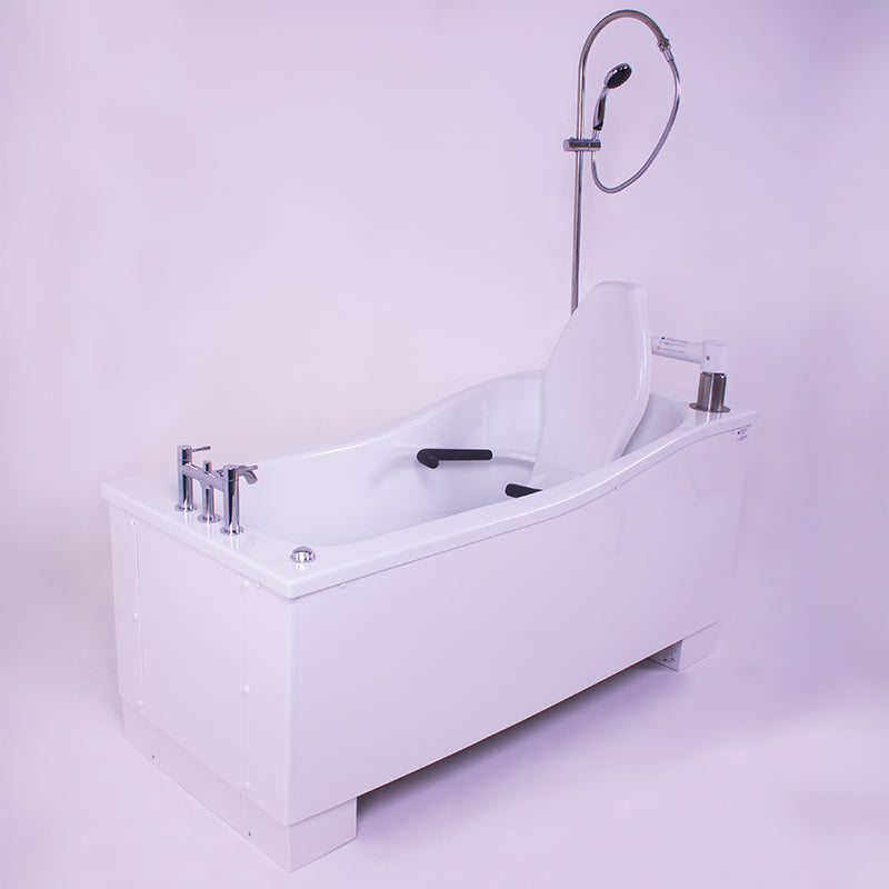 Height-adjustable assisted bath – Compact Pure installed