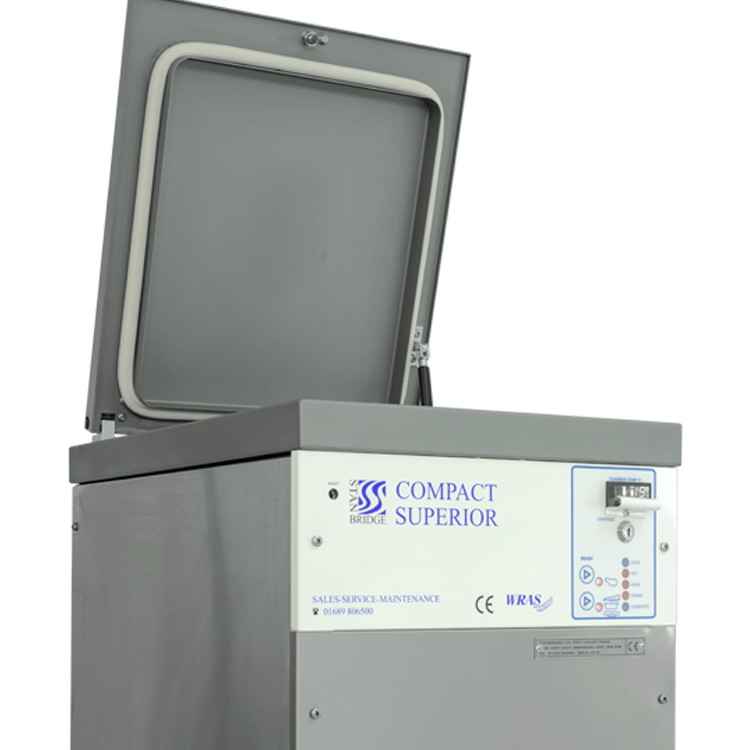 Bedpanwasher/Disinfector Compact Superior 2 side view.