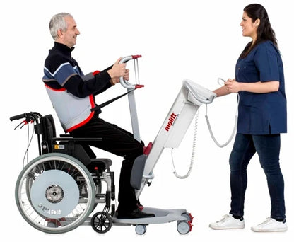 Inclined lift mast demonstration – illustrating ergonomic design promoting natural movement during standing transfers.