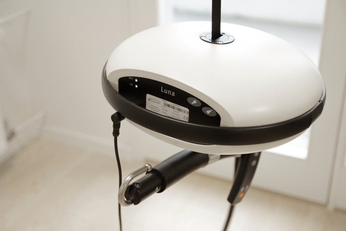 Luna IPx4 Ceiling Hoist
