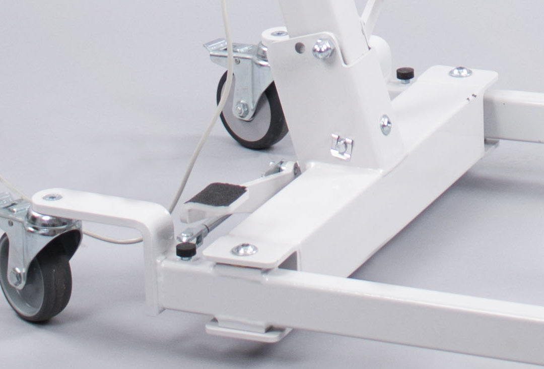 Carry 185 Classic Hoist folded for easy transport and storage.
